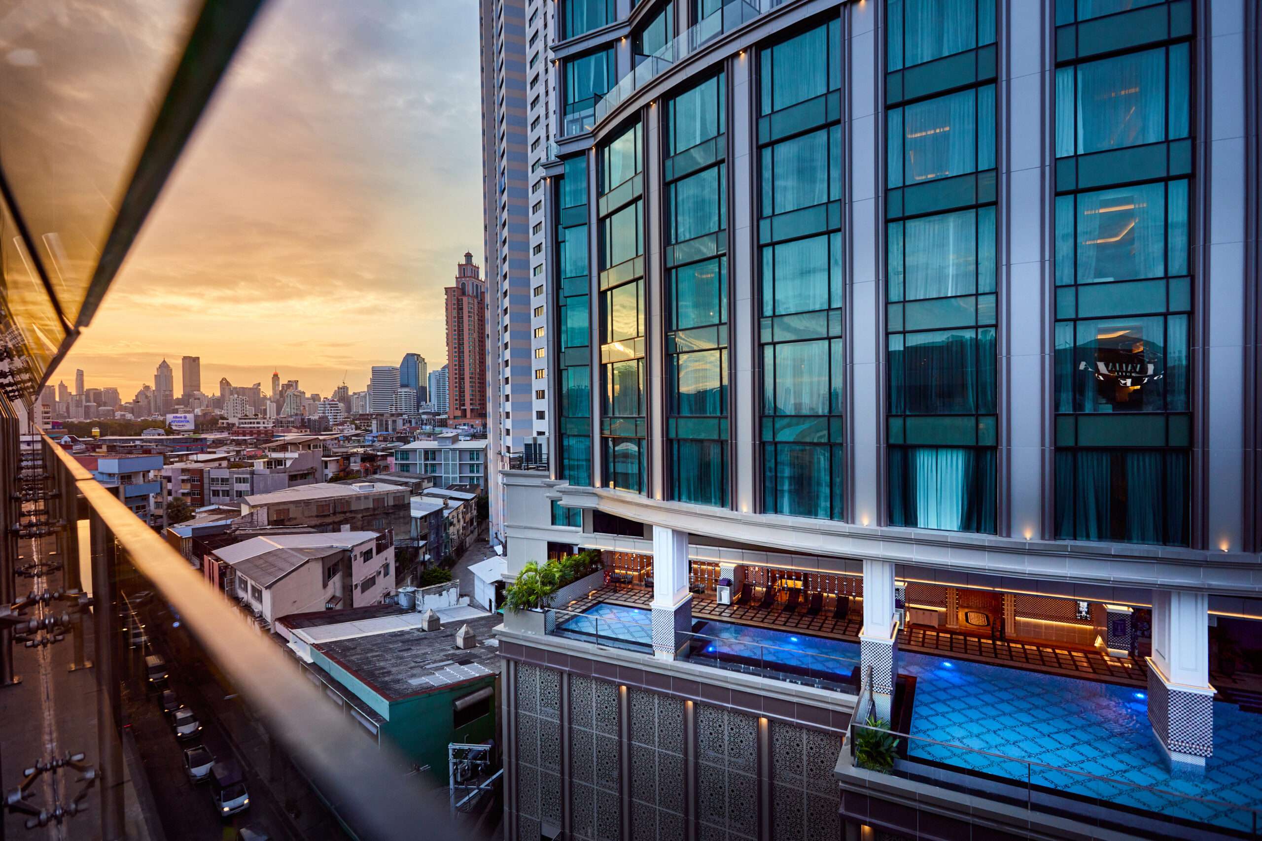 Valia Hotel Bangkok - الخدمات