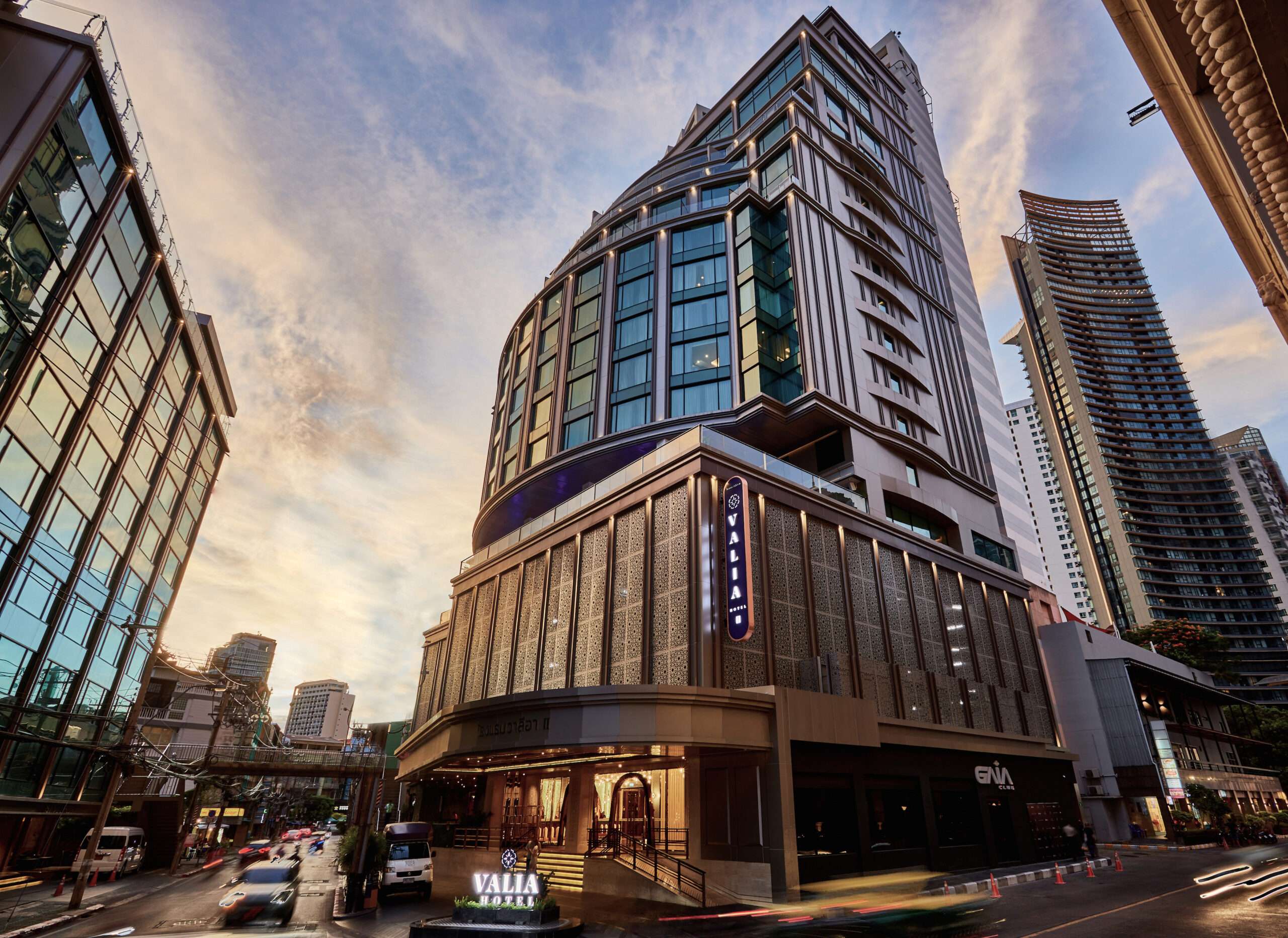 Valia Hotel Bangkok - Contact