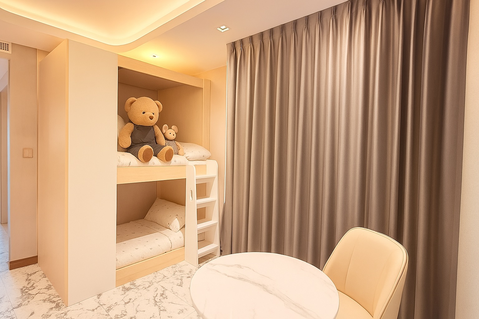 JUNIOR FAMILY SUITE