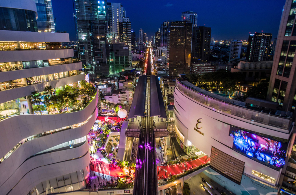 A Guide Through the Iconic EM District in Sukhumvit