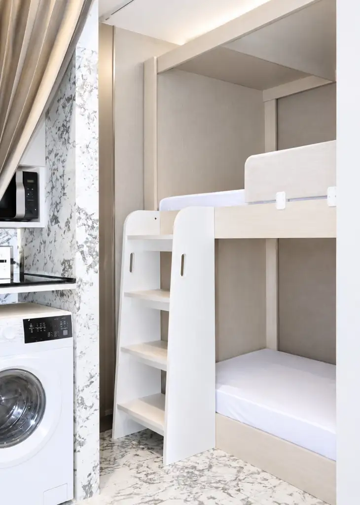JUNIOR FAMILY SUITE